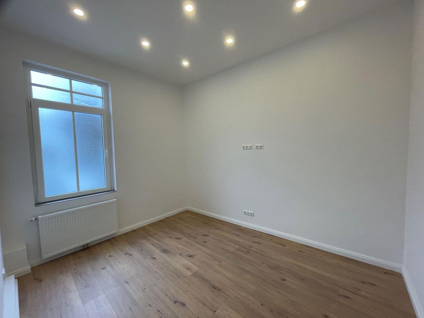 Pronájem bytu 3+1 72 m², Mühlenstraße 31, Delmenhorst, Dolní Sasko Pronájem bytu 3+1 72 m², Mühlenstraße 31, Delmenhorst, Dolní Sasko