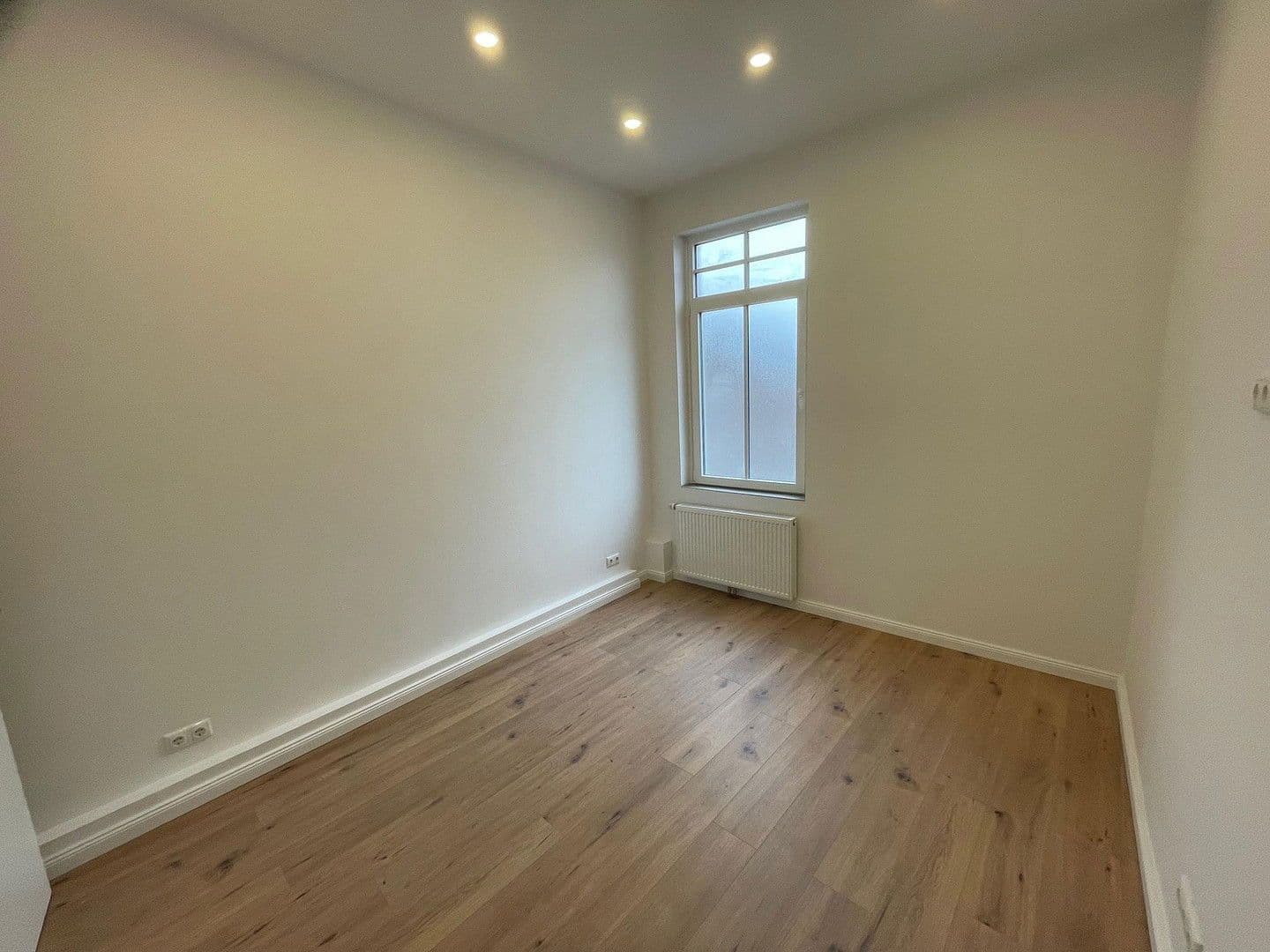 Pronájem bytu 3+1 72 m², Mühlenstraße 31, Delmenhorst, Dolní Sasko Pronájem bytu 3+1 72 m², Mühlenstraße 31, Delmenhorst, Dolní Sasko