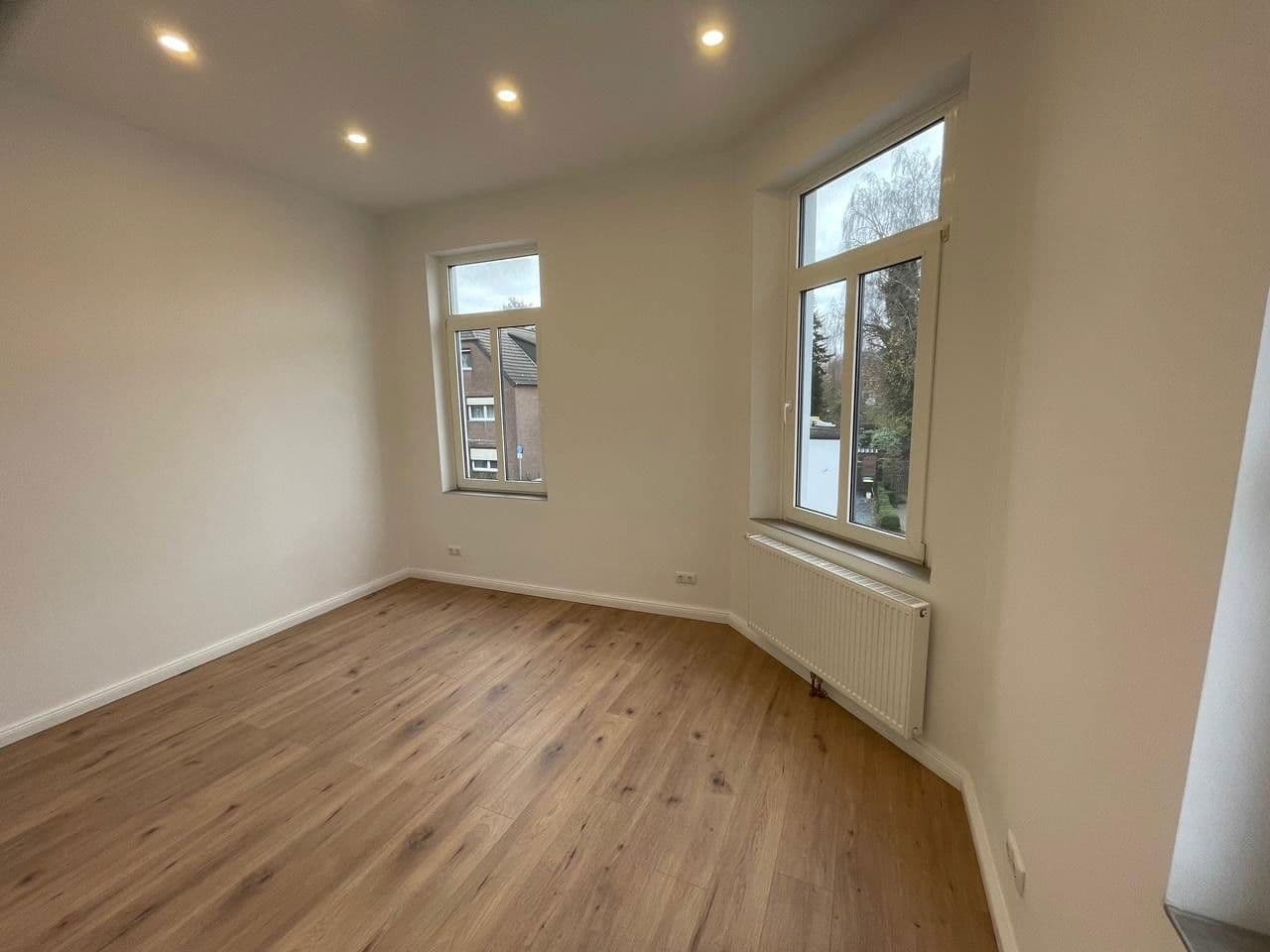 Pronájem bytu 3+1 72 m², Mühlenstraße 31, Delmenhorst, Dolní Sasko Pronájem bytu 3+1 72 m², Mühlenstraße 31, Delmenhorst, Dolní Sasko