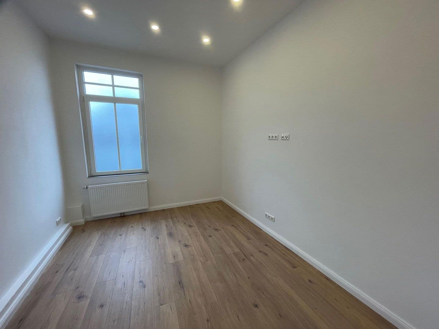 Pronájem bytu 3+1 72 m², Mühlenstraße 31, Delmenhorst, Dolní Sasko Pronájem bytu 3+1 72 m², Mühlenstraße 31, Delmenhorst, Dolní Sasko