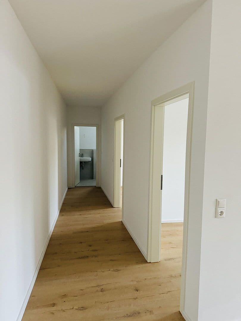 Pronájem bytu 3+1 75 m², Rheinstraße 214, Ingelheim am Rhein, Porýní-Falc Pronájem bytu 3+1 75 m², Rheinstraße 214, Ingelheim am Rhein, Porýní-Falc