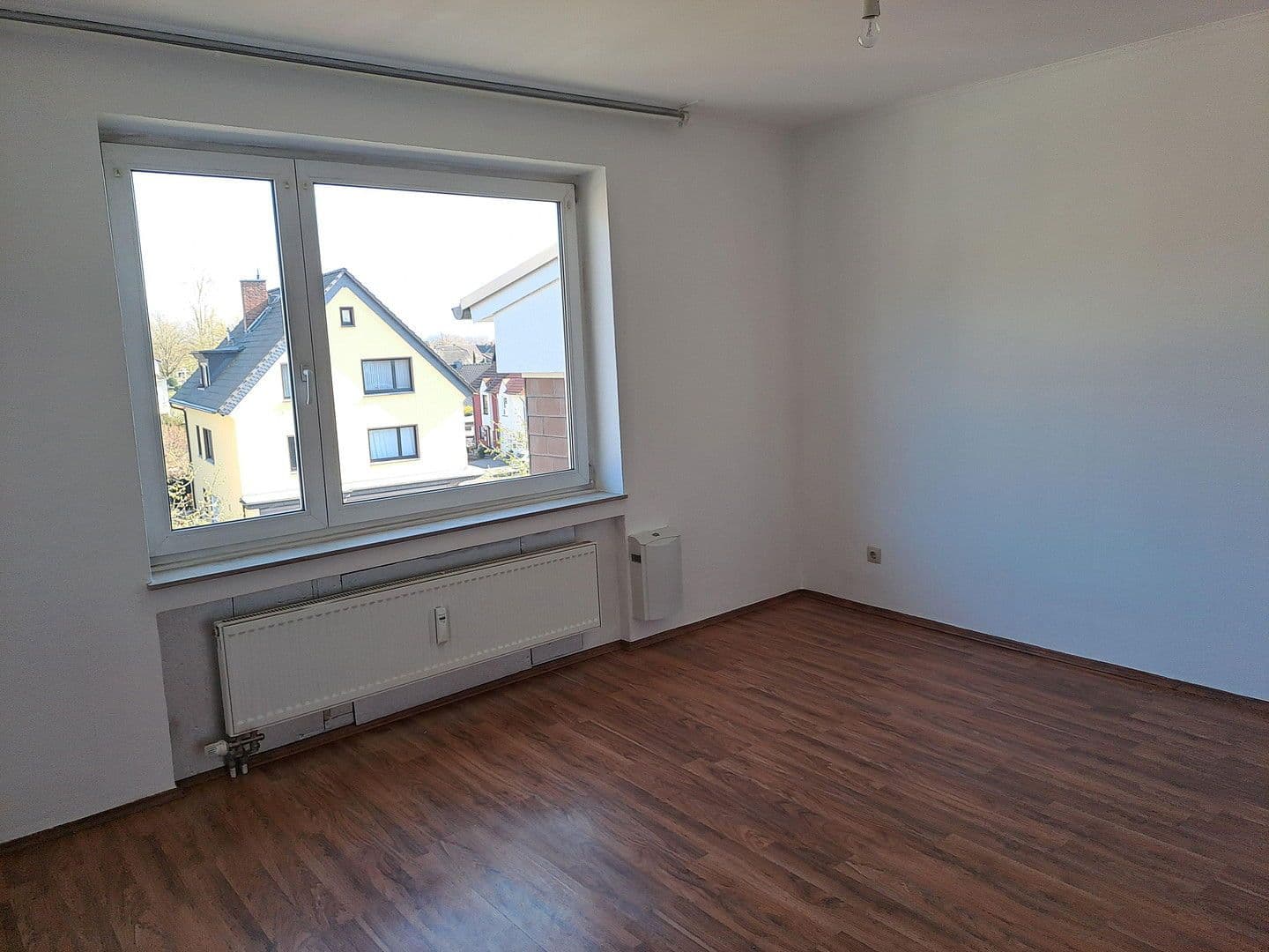 Pronájem bytu 2+1 66 m², Siegburg, Severní Porýní-Vestfálsko Pronájem bytu 2+1 66 m², Siegburg, Severní Porýní-Vestfálsko