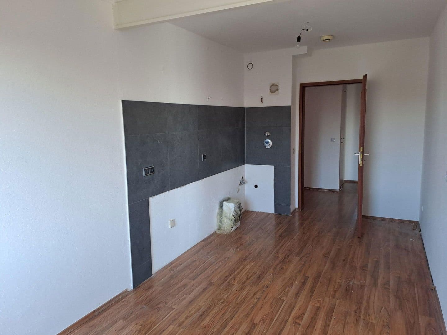 Pronájem bytu 2+1 66 m², Siegburg, Severní Porýní-Vestfálsko Pronájem bytu 2+1 66 m², Siegburg, Severní Porýní-Vestfálsko