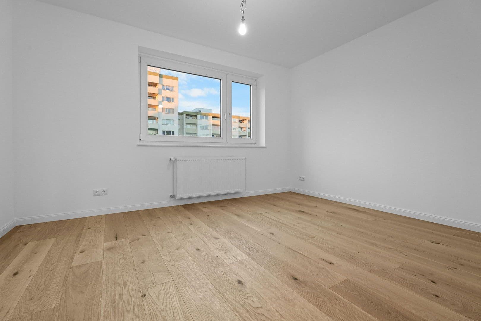 Pronájem bytu 2+1 55 m², Berliner Straße, Hannover, Dolní Sasko Pronájem bytu 2+1 55 m², Berliner Straße, Hannover, Dolní Sasko