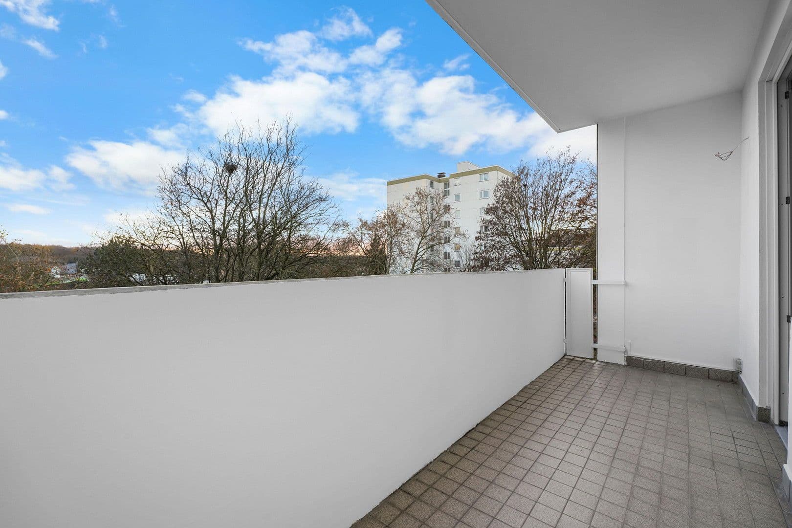 Pronájem bytu 2+1 55 m², Berliner Straße, Hannover, Dolní Sasko Pronájem bytu 2+1 55 m², Berliner Straße, Hannover, Dolní Sasko