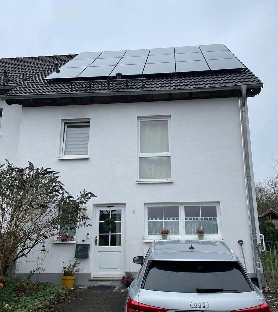 Prodej domu 134 m², pozemek 311 m², Gummersbach, Severní Porýní-Vestfálsko Prodej domu 134 m², pozemek 311 m², Gummersbach, Severní Porýní-Vestfálsko