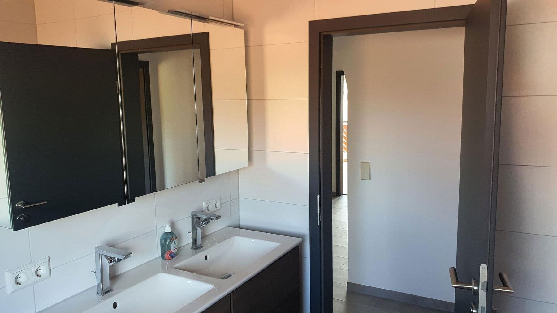 Pronájem bytu 4+1 88 m², Rottenburg am Neckar, Bádensko-Württembersko Pronájem bytu 4+1 88 m², Rottenburg am Neckar, Bádensko-Württembersko