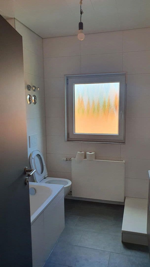 Pronájem bytu 4+1 88 m², Rottenburg am Neckar, Bádensko-Württembersko Pronájem bytu 4+1 88 m², Rottenburg am Neckar, Bádensko-Württembersko