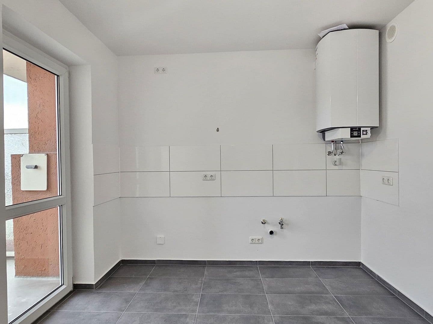 Pronájem bytu 2+1 68 m², Agnes-Bernauer-Straße 73, München, Bavorsko Pronájem bytu 2+1 68 m², Agnes-Bernauer-Straße 73, München, Bavorsko