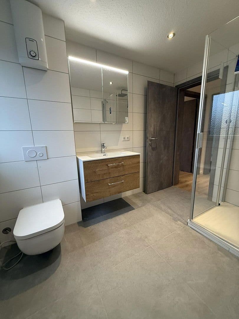 Pronájem bytu 5+1 95 m², Schulstraße 6, Oberkotzau, Bavorsko Pronájem bytu 5+1 95 m², Schulstraße 6, Oberkotzau, Bavorsko