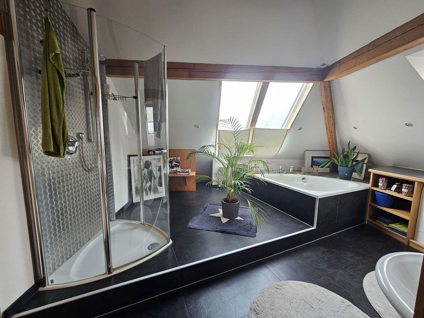 Pronájem bytu 3+1 120 m², Müllergasse 1, Geislingen, Bádensko-Württembersko Pronájem bytu 3+1 120 m², Müllergasse 1, Geislingen, Bádensko-Württembersko