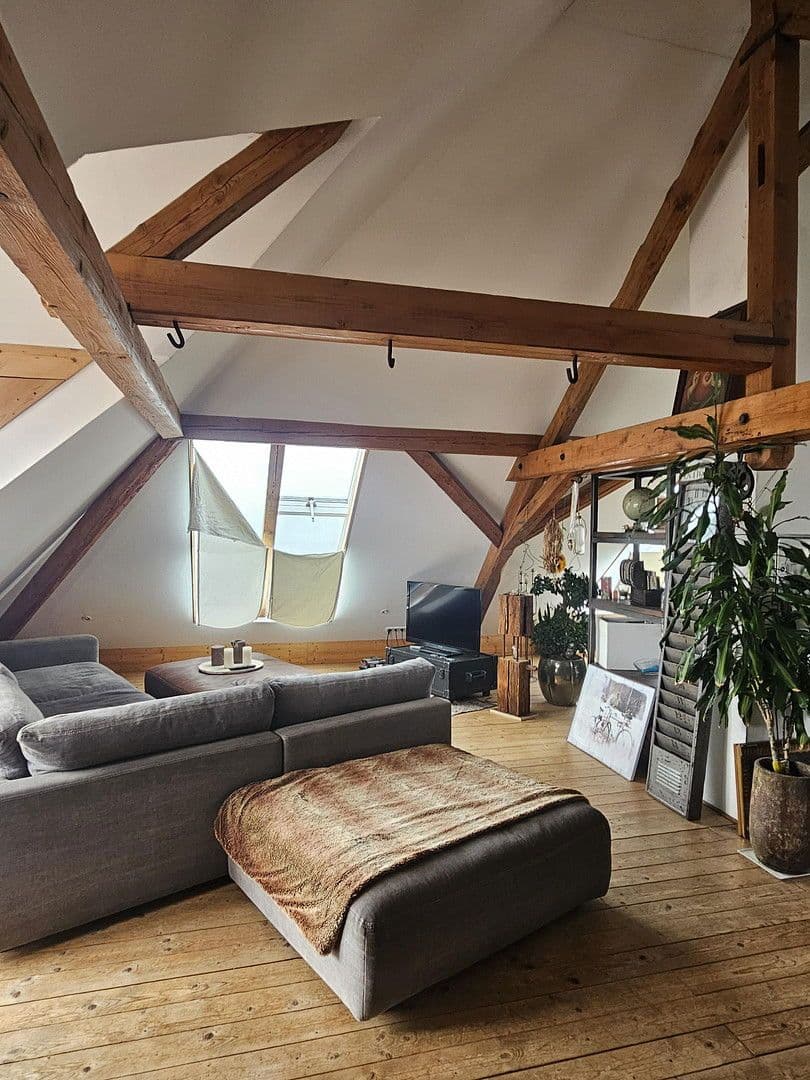 Pronájem bytu 3+1 120 m², Müllergasse 1, Geislingen, Bádensko-Württembersko Pronájem bytu 3+1 120 m², Müllergasse 1, Geislingen, Bádensko-Württembersko