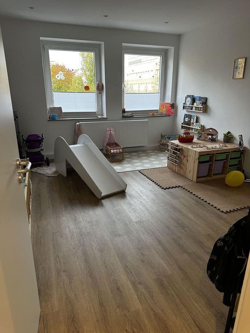 Pronájem bytu 3+1 85 m², Ruhrstraße 58, Witten, Severní Porýní-Vestfálsko Pronájem bytu 3+1 85 m², Ruhrstraße 58, Witten, Severní Porýní-Vestfálsko