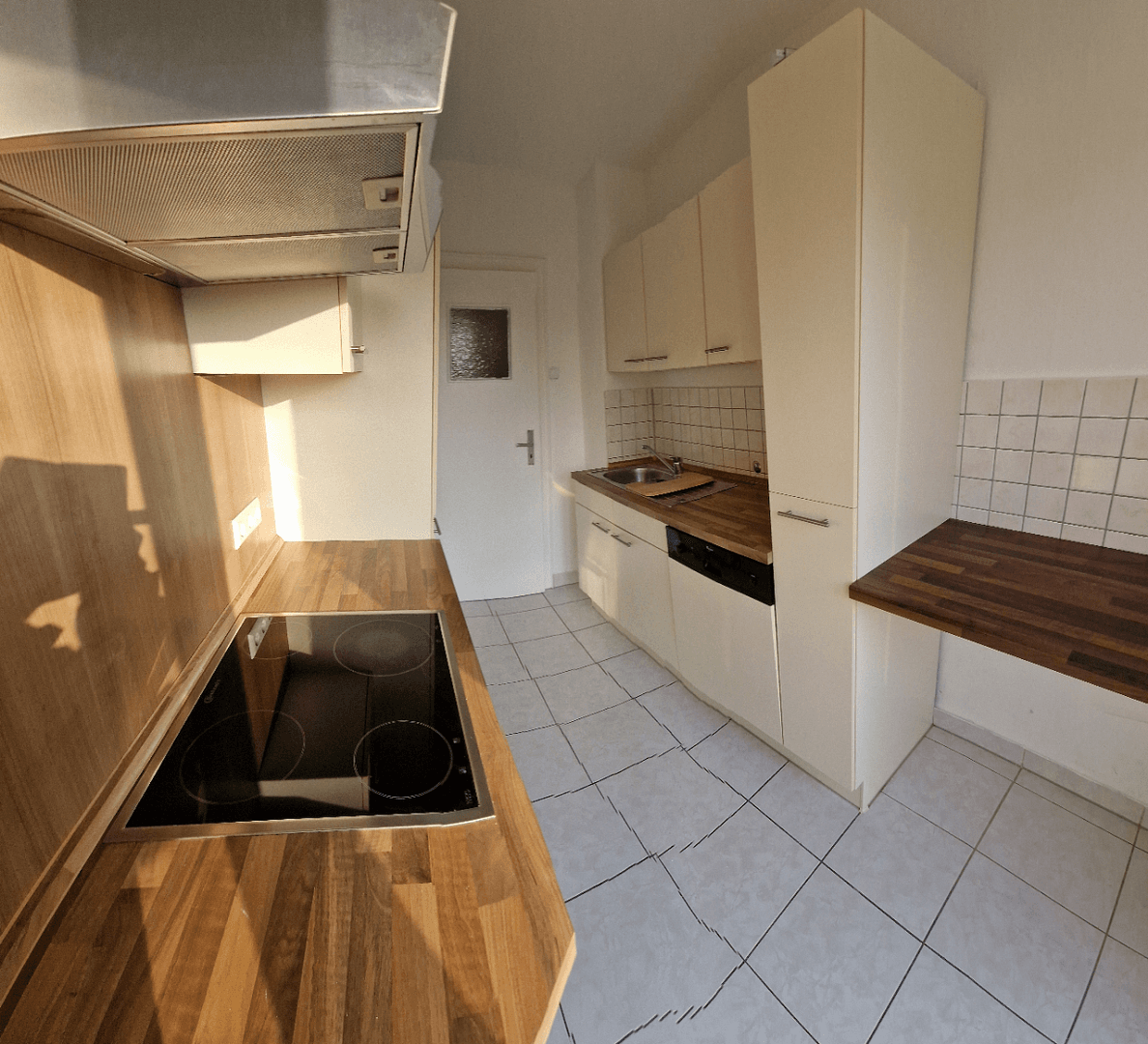 Prodej bytu 3+1 62 m², Schillerstr. 47, Heilbronn, Bádensko-Württembersko Prodej bytu 3+1 62 m², Schillerstr. 47, Heilbronn, Bádensko-Württembersko