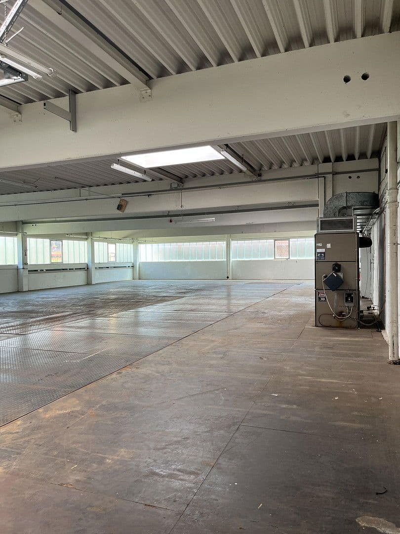 Pronájem nebytového prostoru 2.710 m², Müllergasse 1, Geislingen, Bádensko-Württembersko Pronájem nebytového prostoru 2.710 m², Müllergasse 1, Geislingen, Bádensko-Württembersko