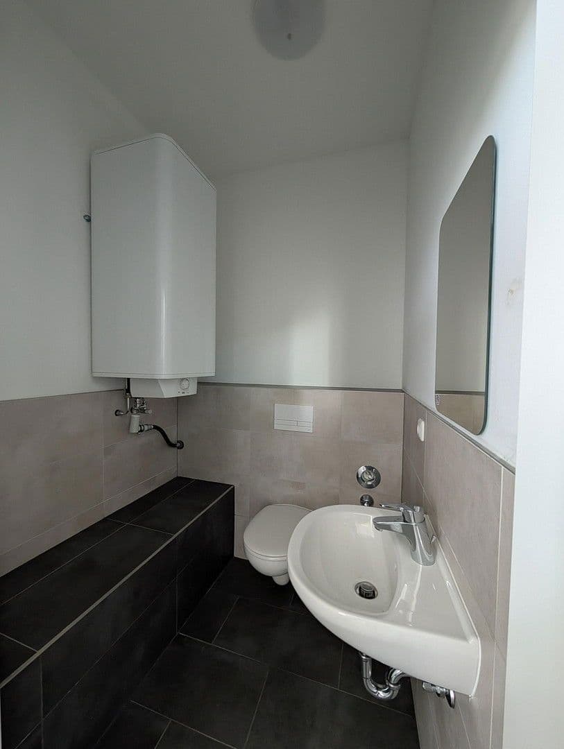 Pronájem kanceláře 460 m², Winzerleite 4, Passau, Bavorsko Pronájem kanceláře 460 m², Winzerleite 4, Passau, Bavorsko