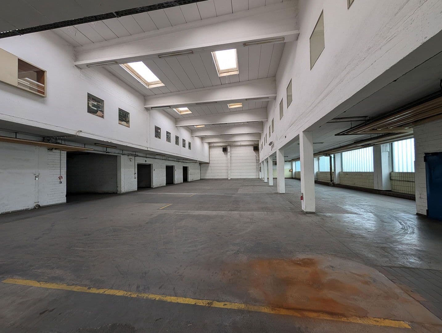 Pronájem nebytového prostoru 970 m², Winzerleite 4, Passau, Bavorsko Pronájem nebytového prostoru 970 m², Winzerleite 4, Passau, Bavorsko