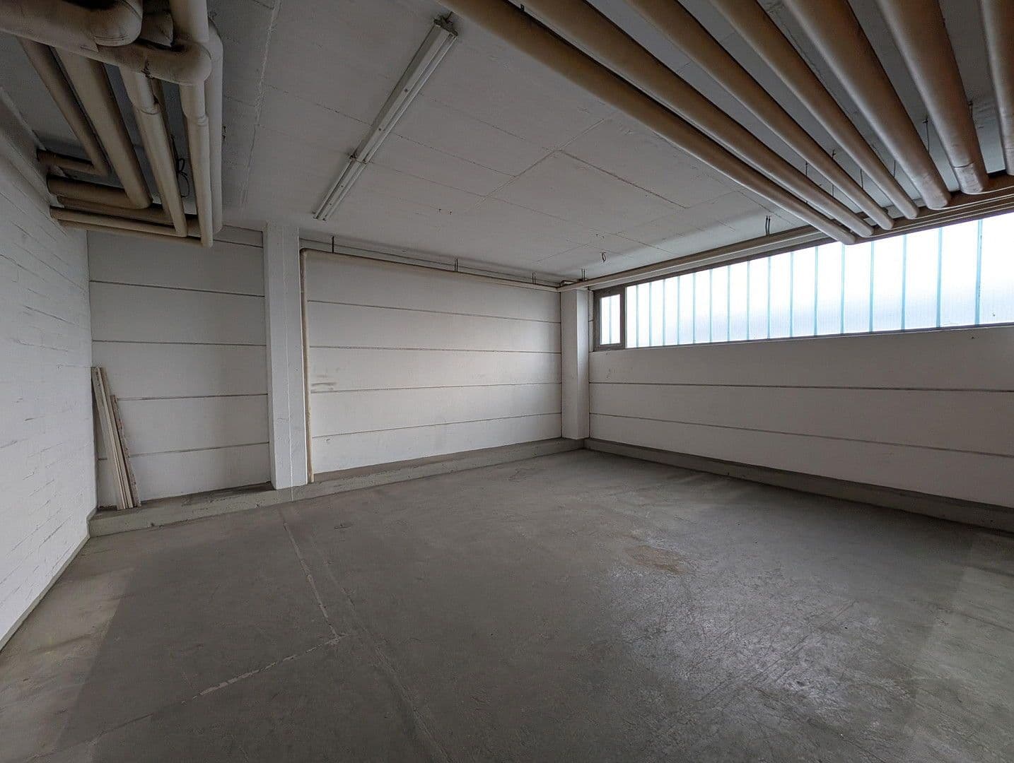 Pronájem nebytového prostoru 970 m², Winzerleite 4, Passau, Bavorsko Pronájem nebytového prostoru 970 m², Winzerleite 4, Passau, Bavorsko