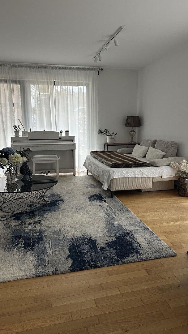 Pronájem bytu 2+1 64 m², München, Bavorsko Pronájem bytu 2+1 64 m², München, Bavorsko