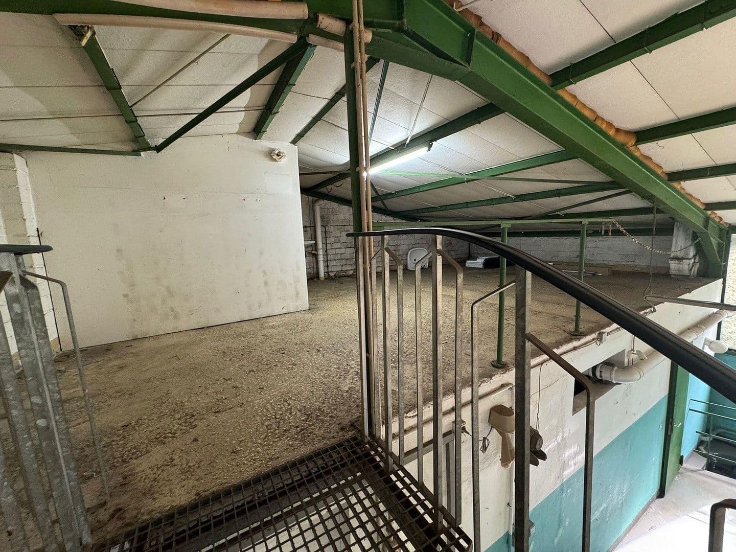 Pronájem nebytového prostoru 750 m², Solingen, Severní Porýní-Vestfálsko Pronájem nebytového prostoru 750 m², Solingen, Severní Porýní-Vestfálsko