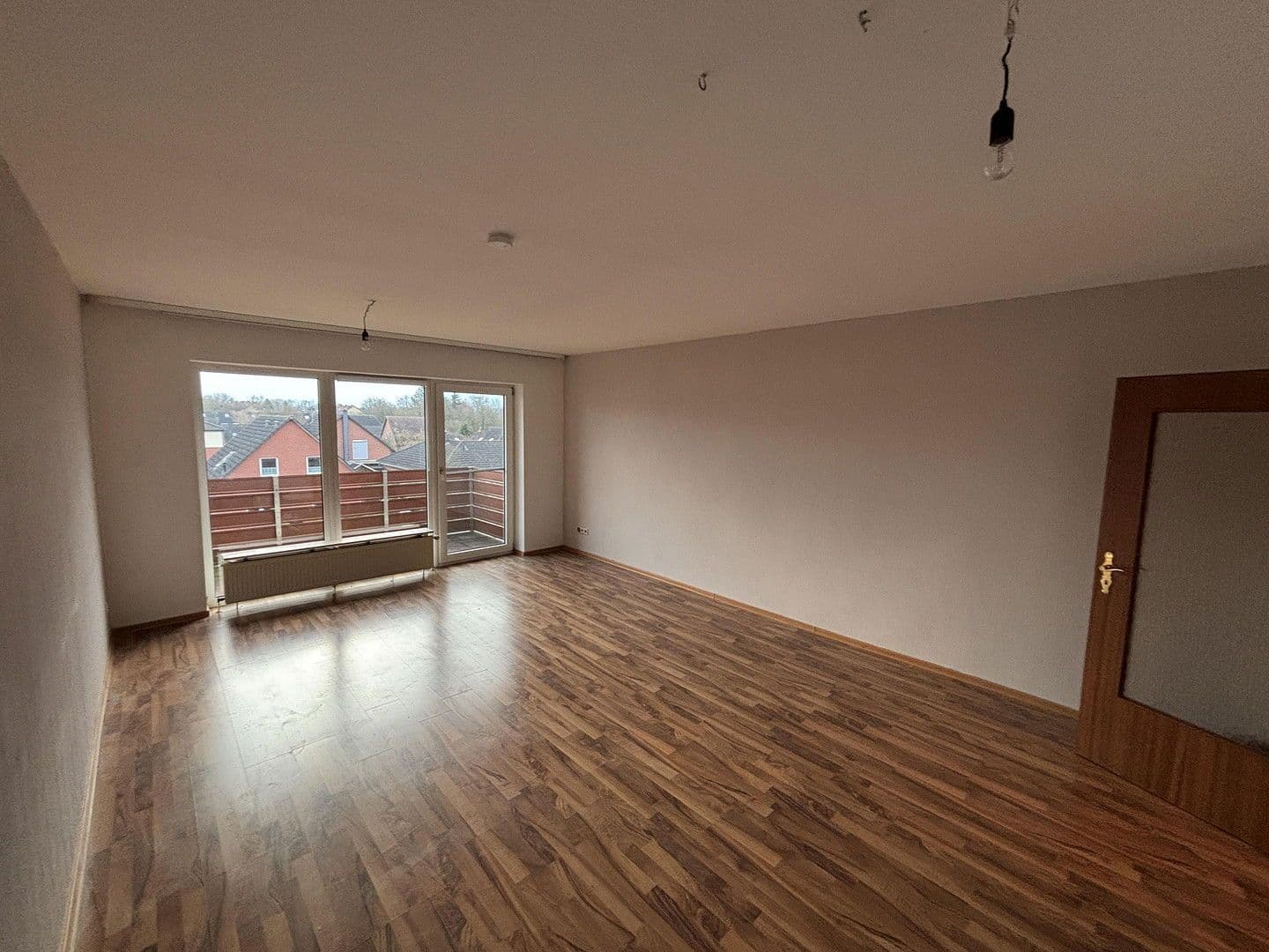 Pronájem bytu 3+1 83 m², Celle, Dolní Sasko Pronájem bytu 3+1 83 m², Celle, Dolní Sasko