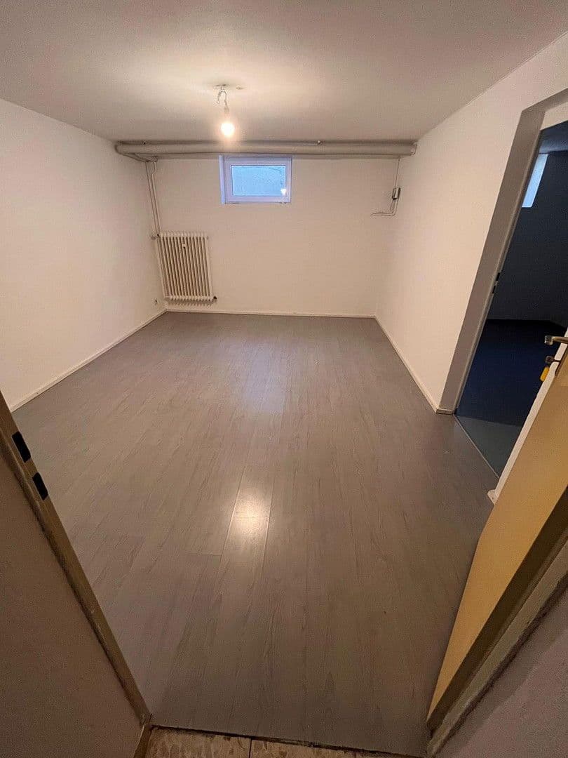 Prodej domu 115 m², pozemek 327 m², Kirchseeoner Weg 49, Eglharting, Bavorsko Prodej domu 115 m², pozemek 327 m², Kirchseeoner Weg 49, Eglharting, Bavorsko