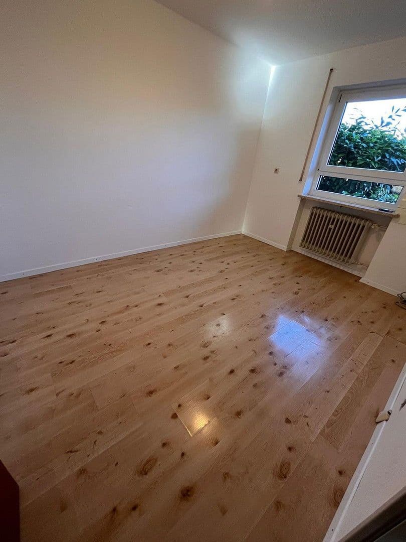 Prodej domu 115 m², pozemek 327 m², Kirchseeoner Weg 49, Eglharting, Bavorsko Prodej domu 115 m², pozemek 327 m², Kirchseeoner Weg 49, Eglharting, Bavorsko