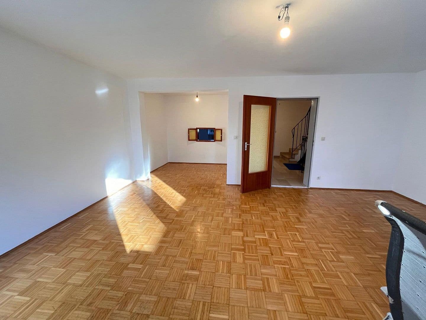 Prodej domu 115 m², pozemek 327 m², Kirchseeoner Weg 49, Eglharting, Bavorsko Prodej domu 115 m², pozemek 327 m², Kirchseeoner Weg 49, Eglharting, Bavorsko