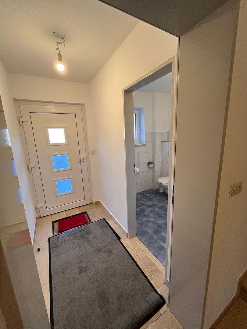 Prodej domu 115 m², pozemek 327 m², Kirchseeoner Weg 49, Eglharting, Bavorsko Prodej domu 115 m², pozemek 327 m², Kirchseeoner Weg 49, Eglharting, Bavorsko