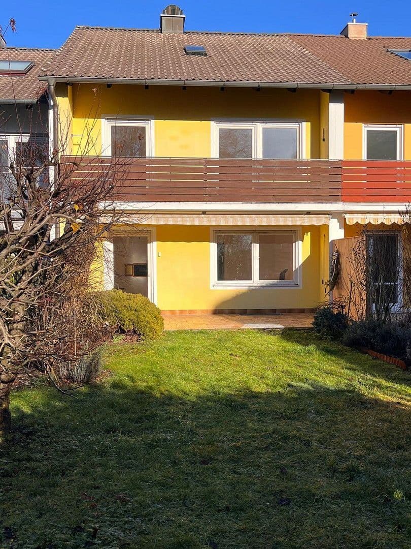 Prodej domu 115 m², pozemek 327 m², Kirchseeoner Weg 49, Eglharting, Bavorsko Prodej domu 115 m², pozemek 327 m², Kirchseeoner Weg 49, Eglharting, Bavorsko