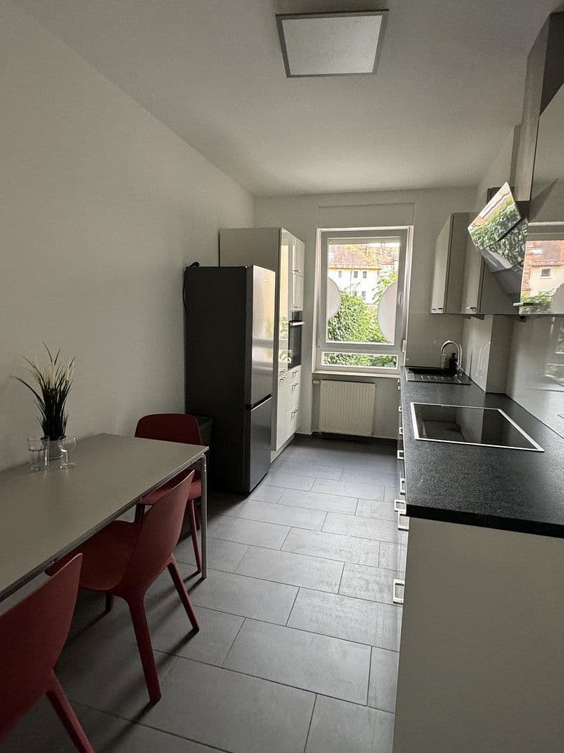 Prodej bytu 4+1 100 m², Wölckernstr. 18, Nürnberg, Bavorsko Prodej bytu 4+1 100 m², Wölckernstr. 18, Nürnberg, Bavorsko