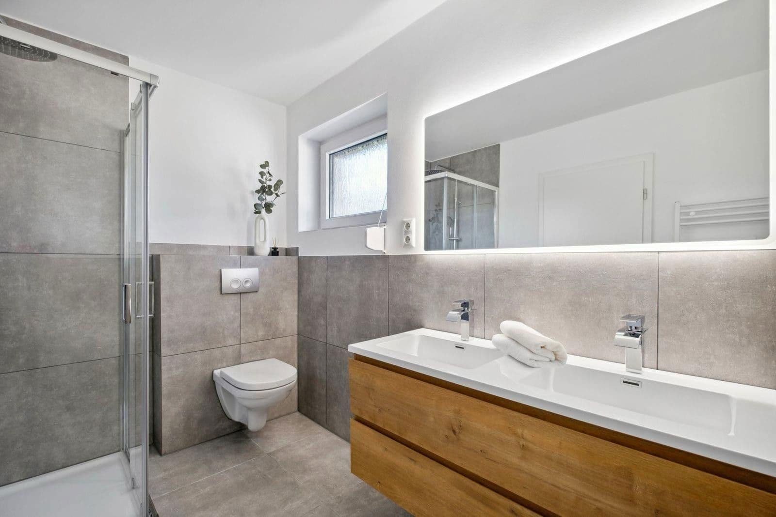 Prodej domu 123 m², pozemek 343 m², Rheine, Severní Porýní-Vestfálsko Prodej domu 123 m², pozemek 343 m², Rheine, Severní Porýní-Vestfálsko