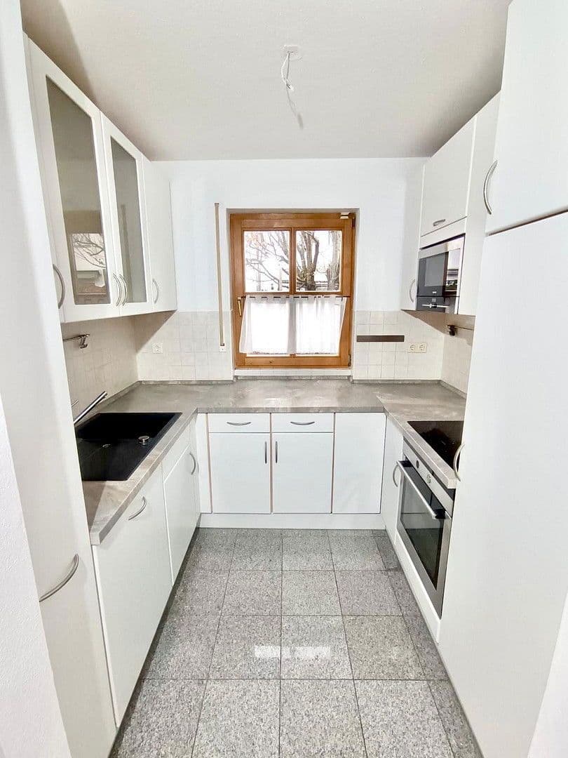 Pronájem domu 110 m², pozemek 175 m², Eichenau, Bavorsko Pronájem domu 110 m², pozemek 175 m², Eichenau, Bavorsko