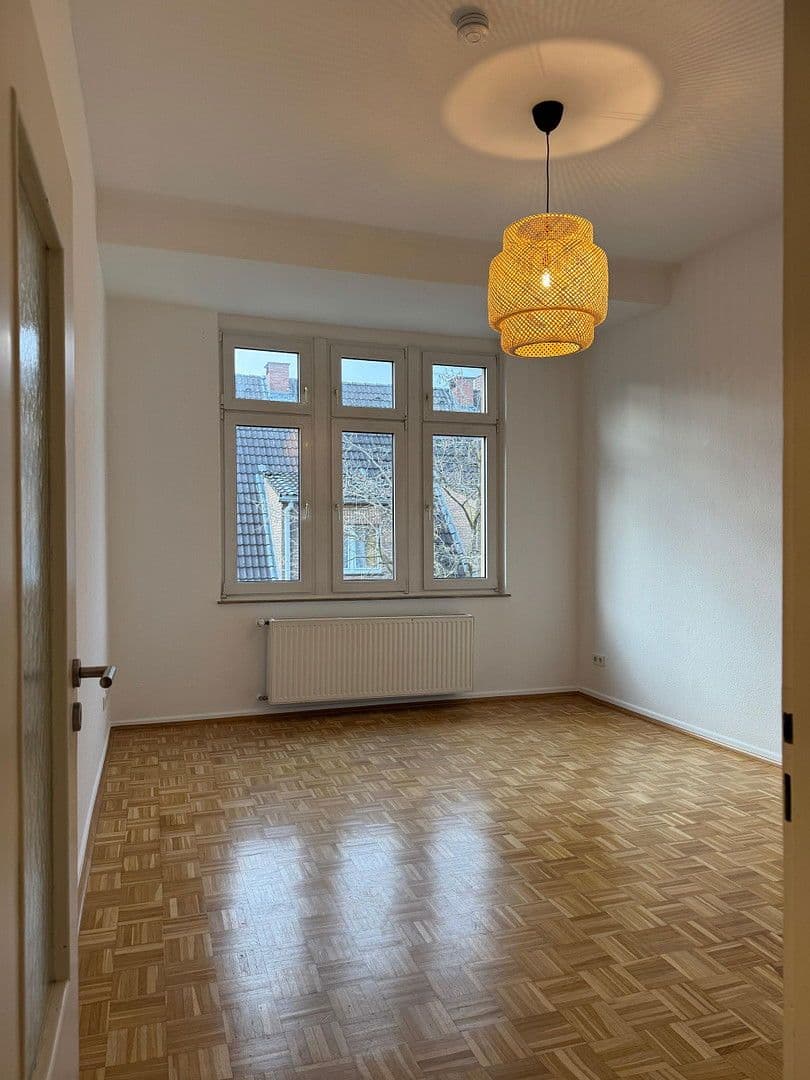 Pronájem bytu 1+1 34 m², Breuerstraße, Köln, Severní Porýní-Vestfálsko Pronájem bytu 1+1 34 m², Breuerstraße, Köln, Severní Porýní-Vestfálsko