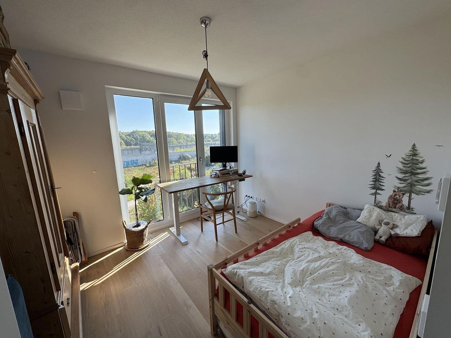 Prodej bytu 3+1 78 m², Angela-Molitoirs-Platz, München, Bavorsko Prodej bytu 3+1 78 m², Angela-Molitoirs-Platz, München, Bavorsko