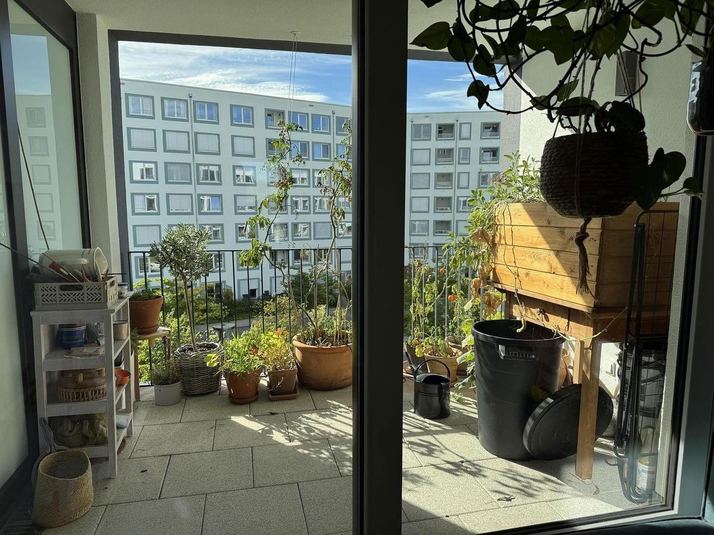 Prodej bytu 3+1 78 m², Angela-Molitoirs-Platz, München, Bavorsko Prodej bytu 3+1 78 m², Angela-Molitoirs-Platz, München, Bavorsko