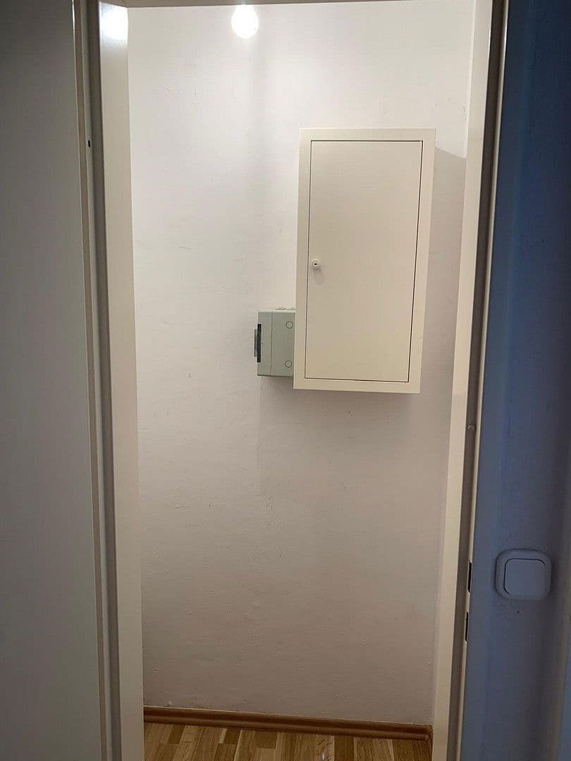 Pronájem bytu 1+1 43 m², Brehmstr. 2, Velbert, Severní Porýní-Vestfálsko Pronájem bytu 1+1 43 m², Brehmstr. 2, Velbert, Severní Porýní-Vestfálsko