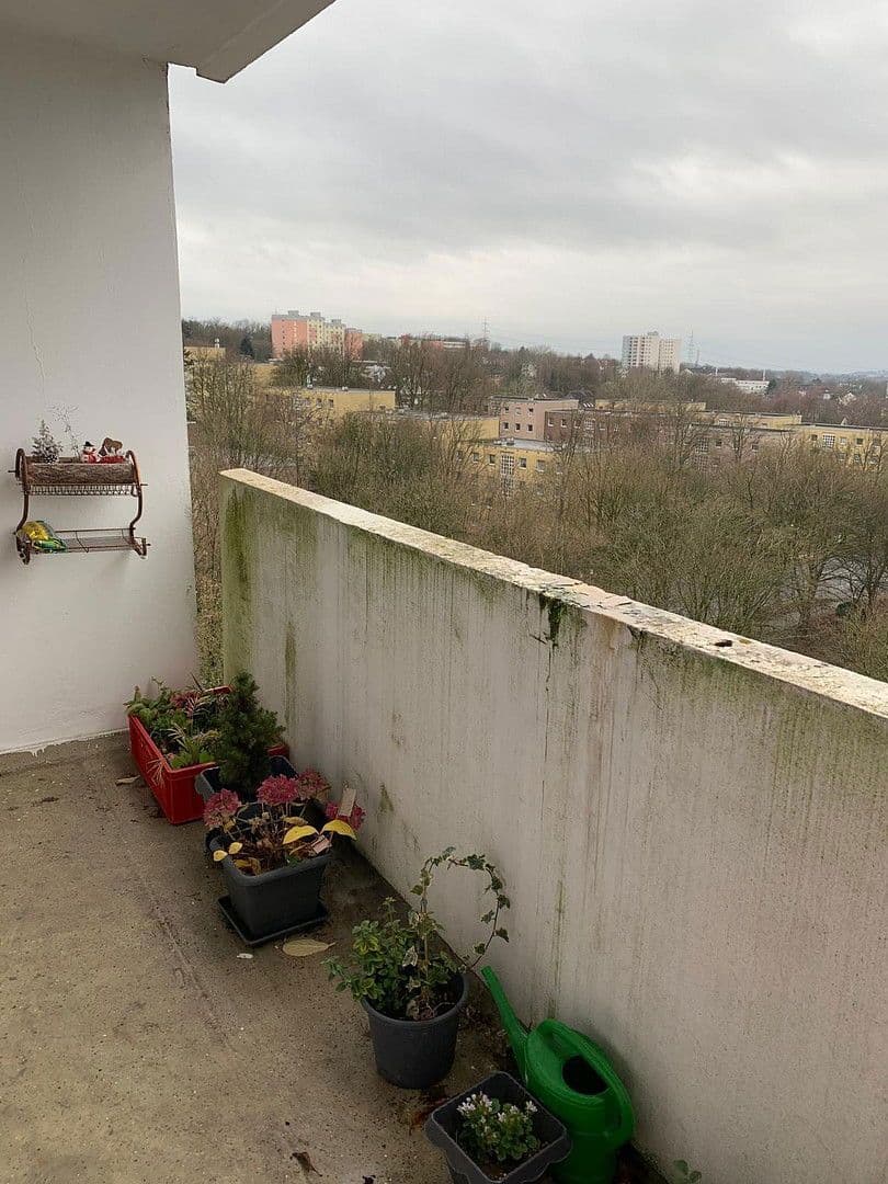 Pronájem bytu 1+1 43 m², Brehmstr. 2, Velbert, Severní Porýní-Vestfálsko Pronájem bytu 1+1 43 m², Brehmstr. 2, Velbert, Severní Porýní-Vestfálsko