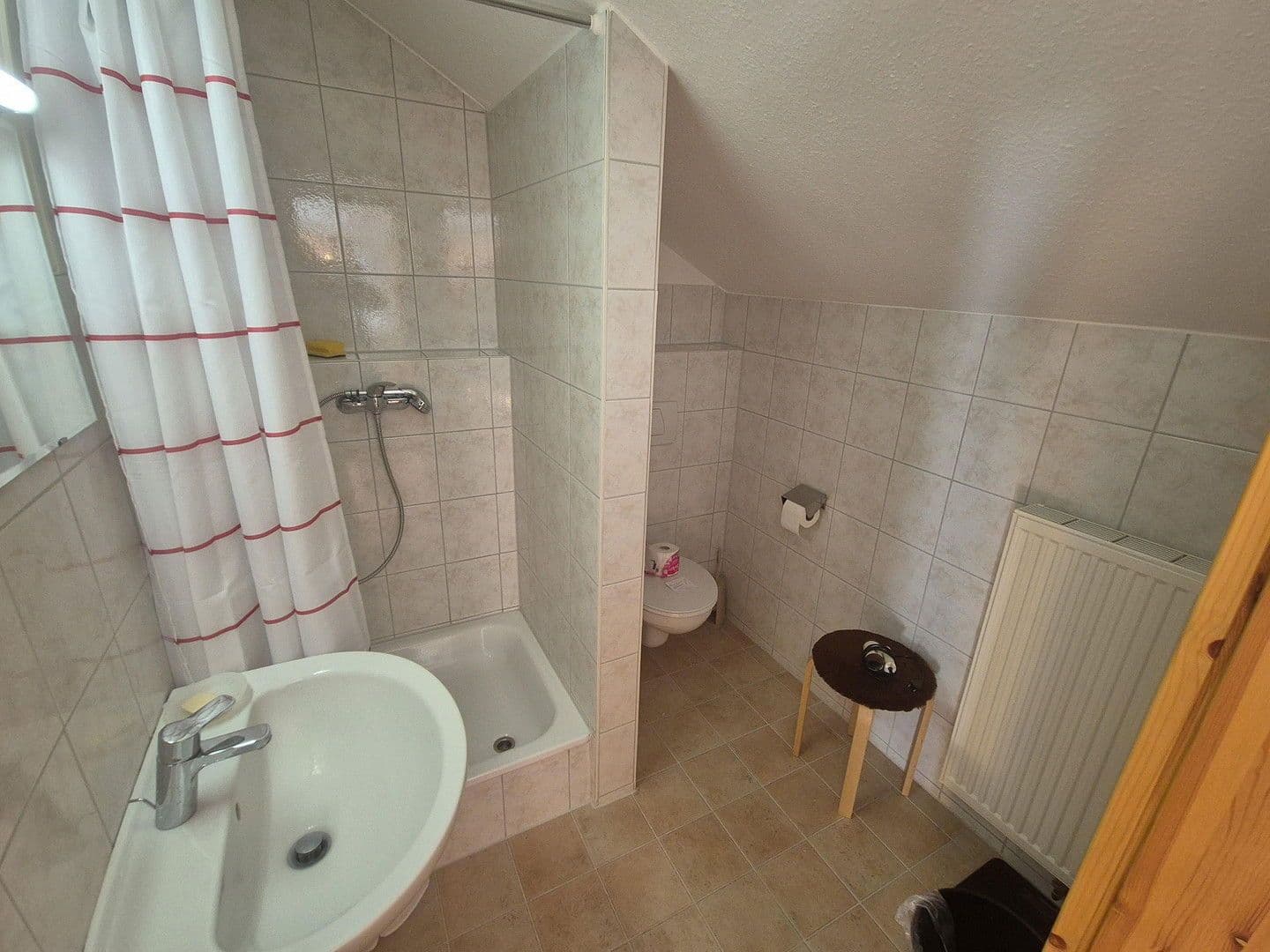 Pronájem bytu 2+1 60 m², Weiherstraße 18, Sulz am Neckar, Bádensko-Württembersko Pronájem bytu 2+1 60 m², Weiherstraße 18, Sulz am Neckar, Bádensko-Württembersko