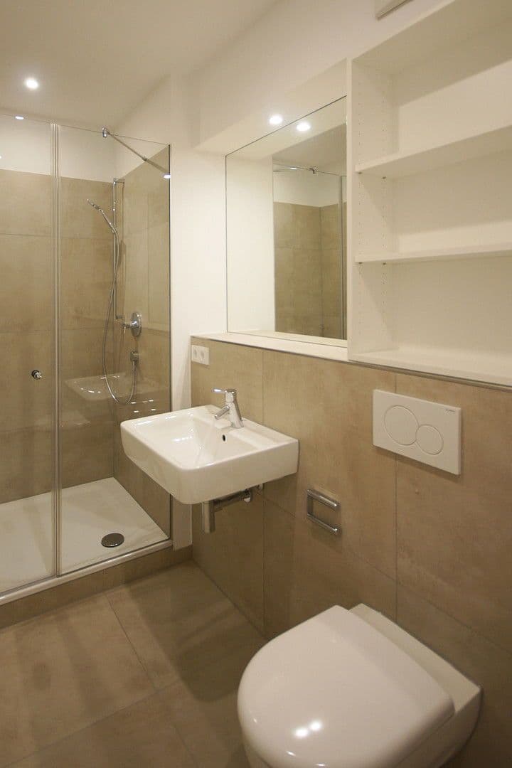 Pronájem bytu 2+1 44 m², Nordendstrasse 34, München, Bavorsko Pronájem bytu 2+1 44 m², Nordendstrasse 34, München, Bavorsko