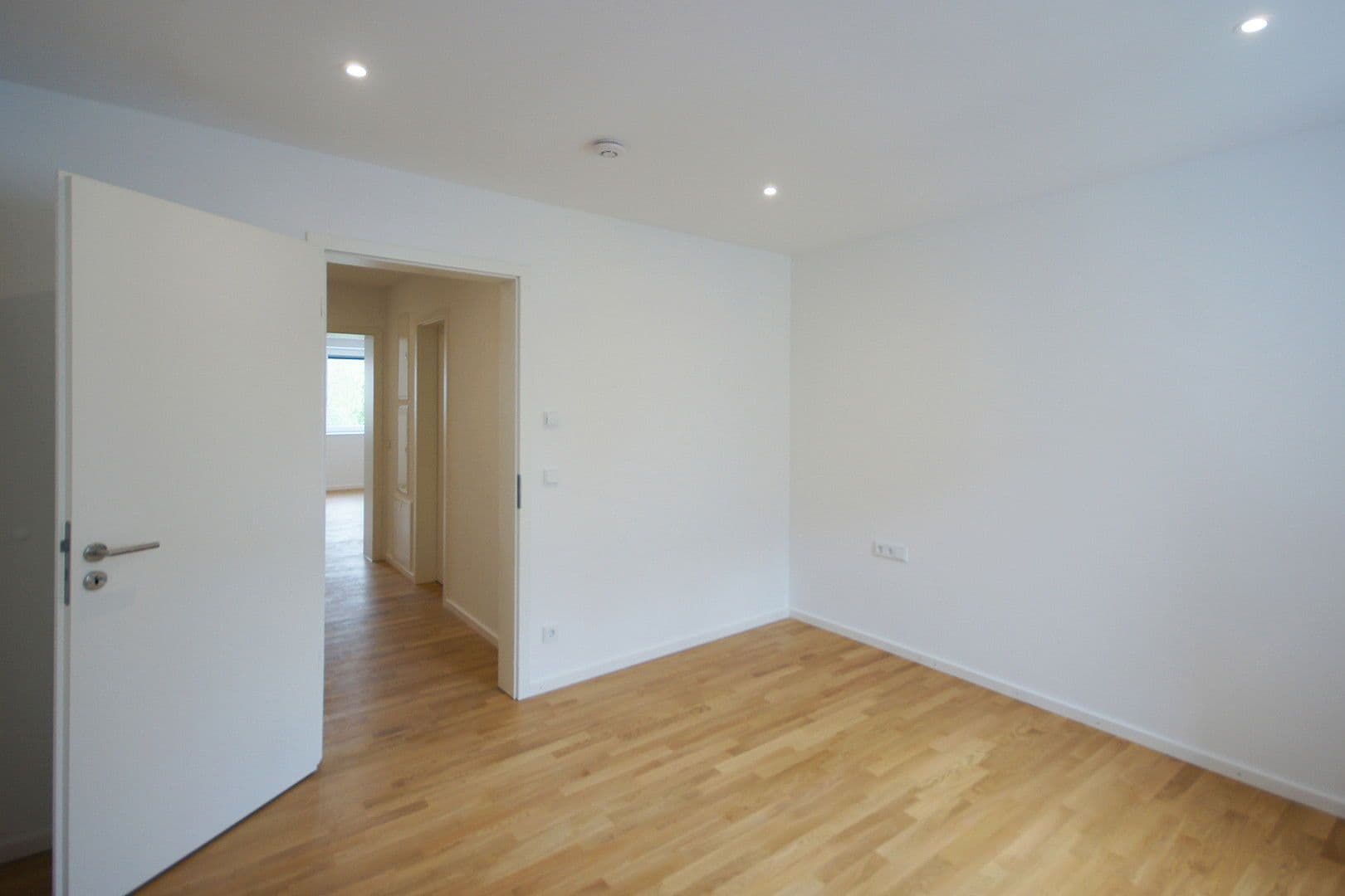 Pronájem bytu 2+1 44 m², Nordendstrasse 34, München, Bavorsko Pronájem bytu 2+1 44 m², Nordendstrasse 34, München, Bavorsko