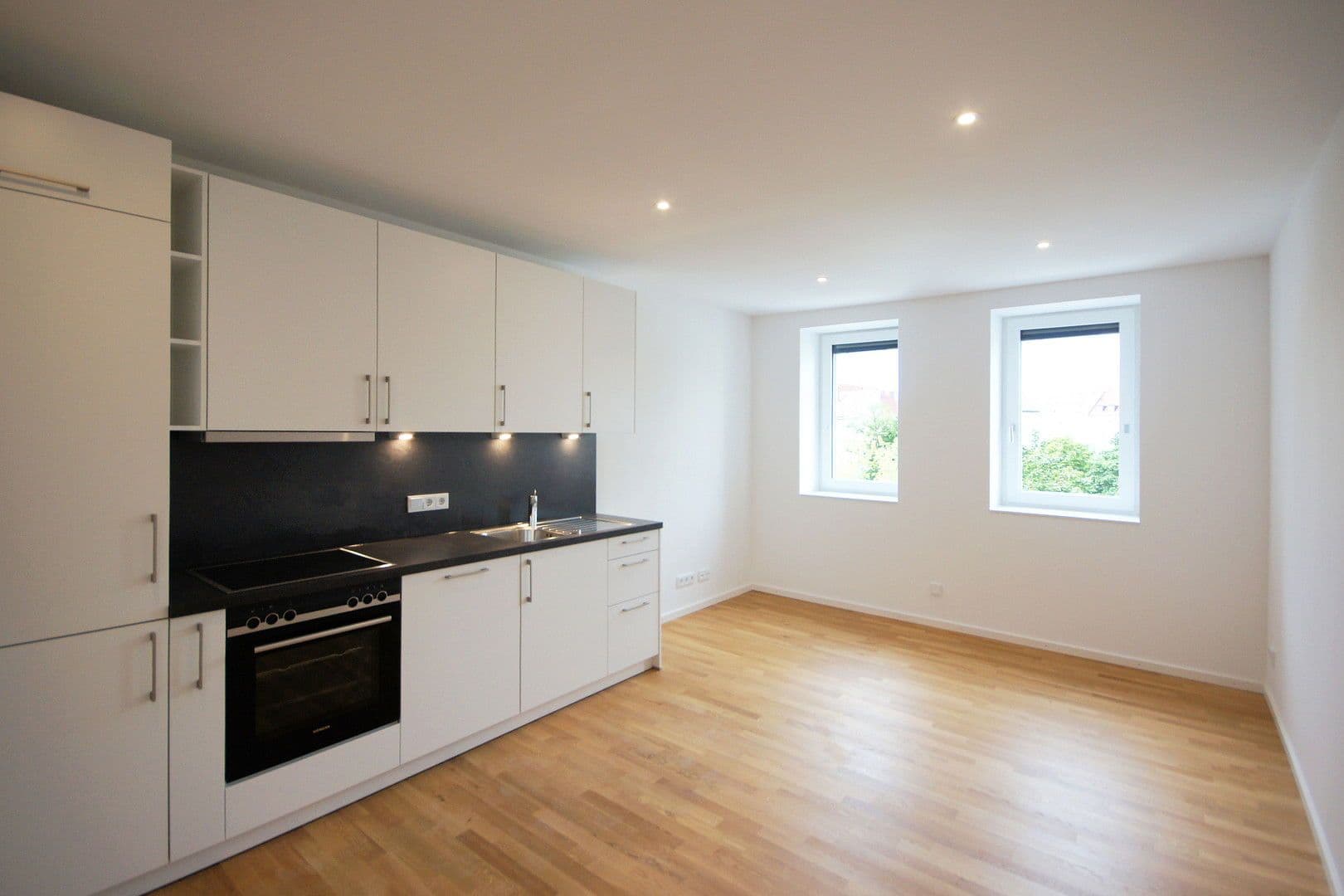 Pronájem bytu 2+1 44 m², Nordendstrasse 34, München, Bavorsko Pronájem bytu 2+1 44 m², Nordendstrasse 34, München, Bavorsko