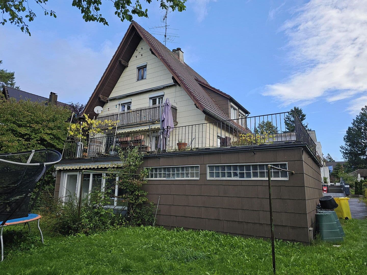 Prodej domu 200 m², pozemek 670 m², Villingen-Schwenningen, Bádensko-Württembersko Prodej domu 200 m², pozemek 670 m², Villingen-Schwenningen, Bádensko-Württembersko