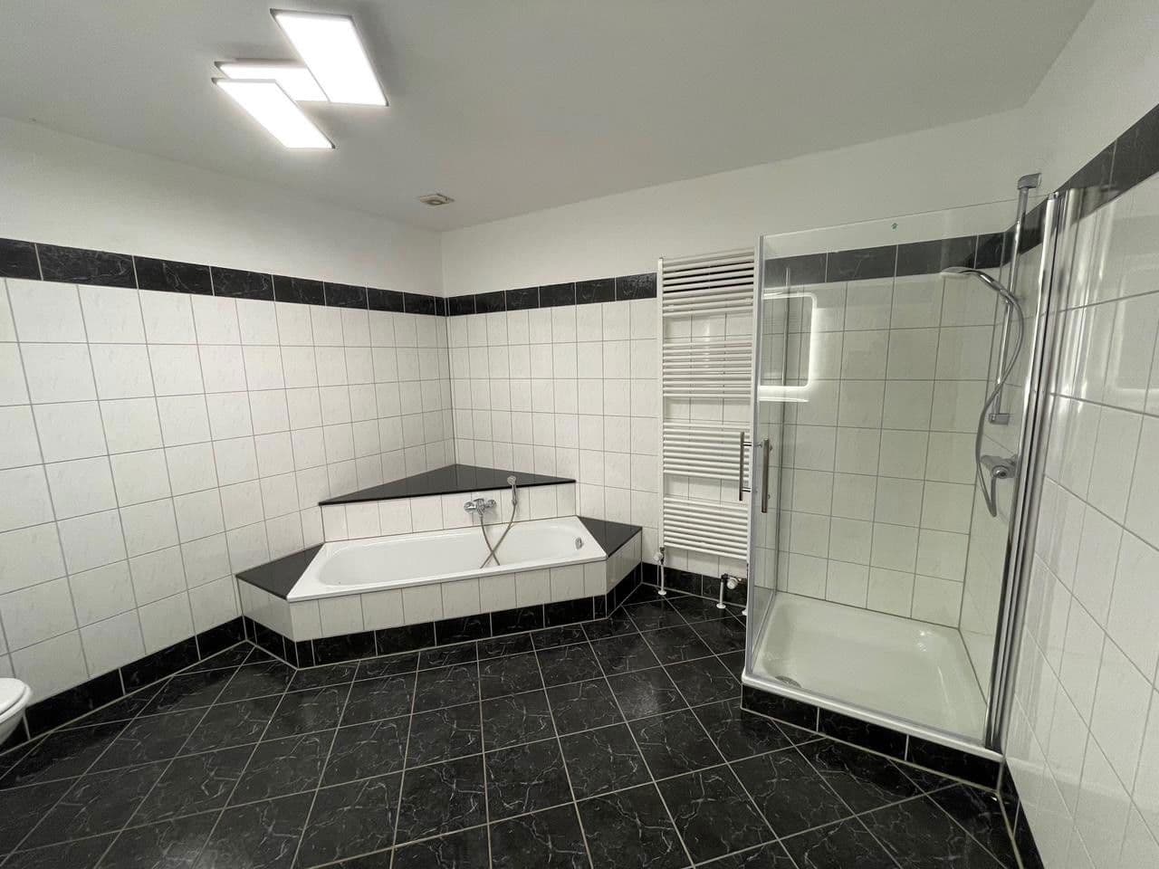 Pronájem bytu 3+1 98 m², Bremer Straße 2, Löningen, Dolní Sasko Pronájem bytu 3+1 98 m², Bremer Straße 2, Löningen, Dolní Sasko