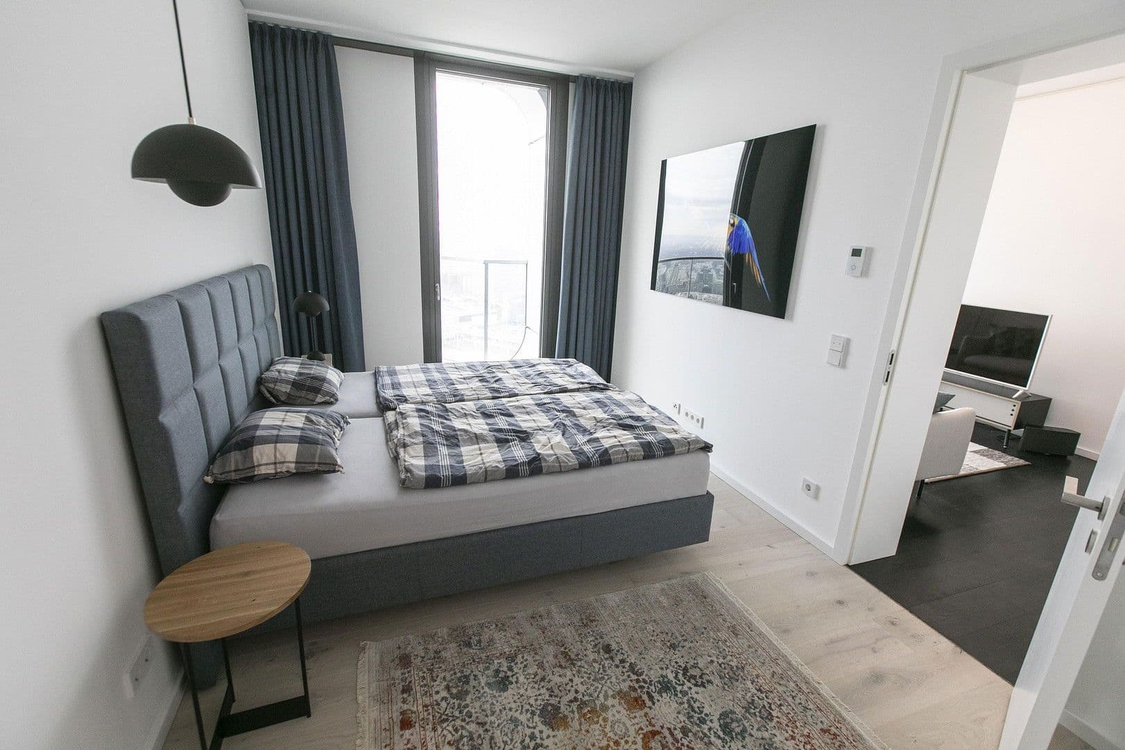 Pronájem bytu 2+1 57 m², Europa Allee 2, Frankfurt, Hessen Pronájem bytu 2+1 57 m², Europa Allee 2, Frankfurt, Hessen