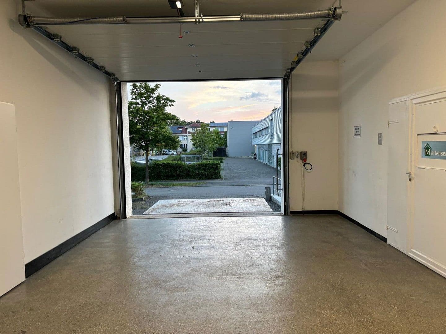 Pronájem nebytového prostoru 98 m², Fritz-Reichle-Ring 28, Radolfzell am Bodensee, Bádensko-Württembersko Pronájem nebytového prostoru 98 m², Fritz-Reichle-Ring 28, Radolfzell am Bodensee, Bádensko-Württembersko