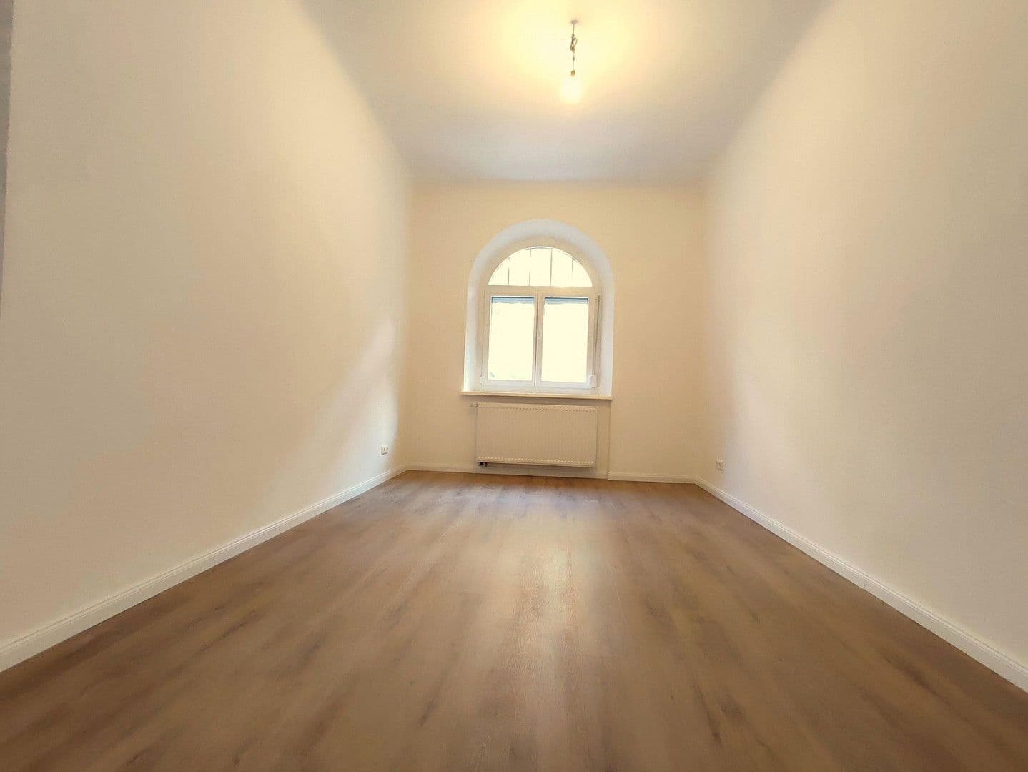 Pronájem bytu 2+1 54 m², Schwabenstraße, Nürnberg, Bavorsko Pronájem bytu 2+1 54 m², Schwabenstraße, Nürnberg, Bavorsko