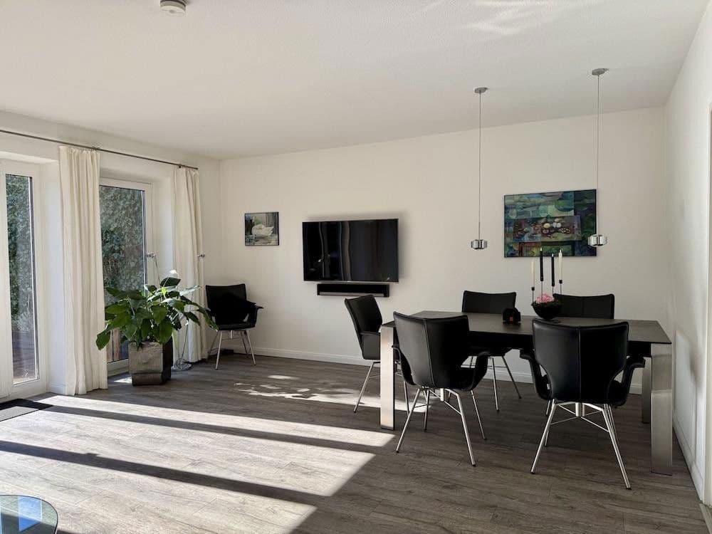 Prodej domu 126 m², pozemek 528 m², Bremen, Bremen Prodej domu 126 m², pozemek 528 m², Bremen, Bremen