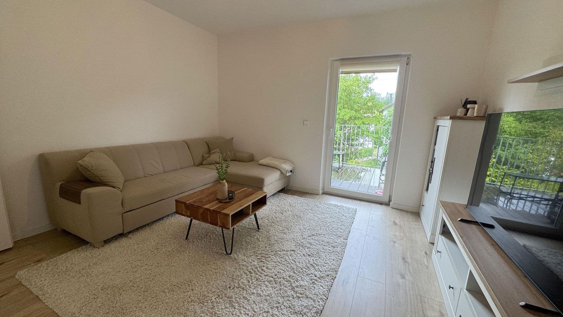 Pronájem bytu 3+1 60 m², Sperberstr. 26, Villingen-Schwenningen, Bádensko-Württembersko Pronájem bytu 3+1 60 m², Sperberstr. 26, Villingen-Schwenningen, Bádensko-Württembersko