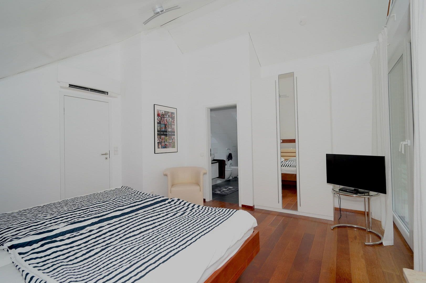 Prodej bytu 3+1 89 m², Freiburg im Breisgau, Bádensko-Württembersko Prodej bytu 3+1 89 m², Freiburg im Breisgau, Bádensko-Württembersko